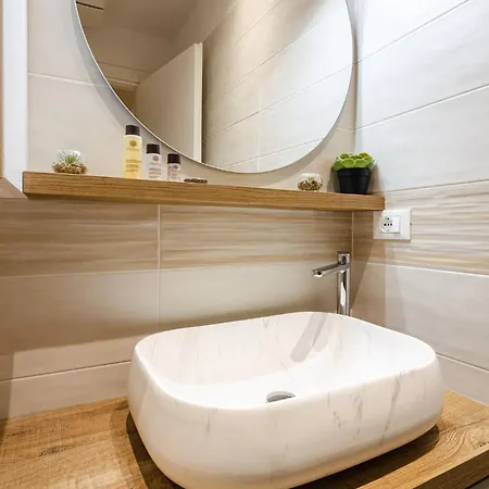 公寓 Goito Luxury Apartment, In The Historical Center