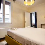 Goito Luxury Apartment, In The Historical Center Apartment Bologna