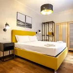 Goito Luxury Apartment, In The Historical Center Apartment *