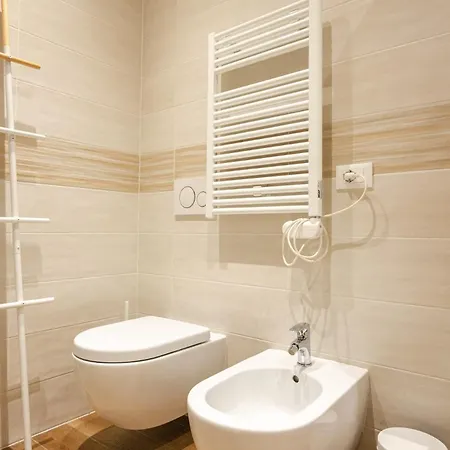 Goito Luxury Apartment, In The Historical Center Apartment Bologna