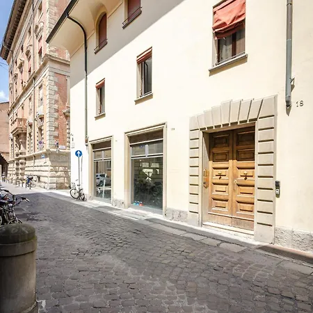 Goito Luxury Apartment, In The Historical Center