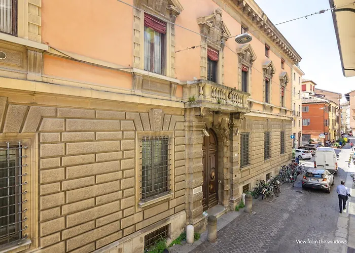 Goito Luxury Apartment, In The Historical Center * 볼로냐