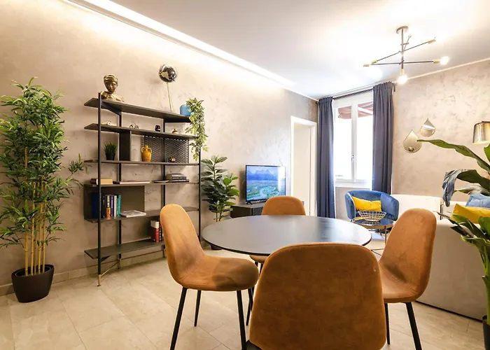 Goito Luxury Apartment, In The Historical Center 볼로냐